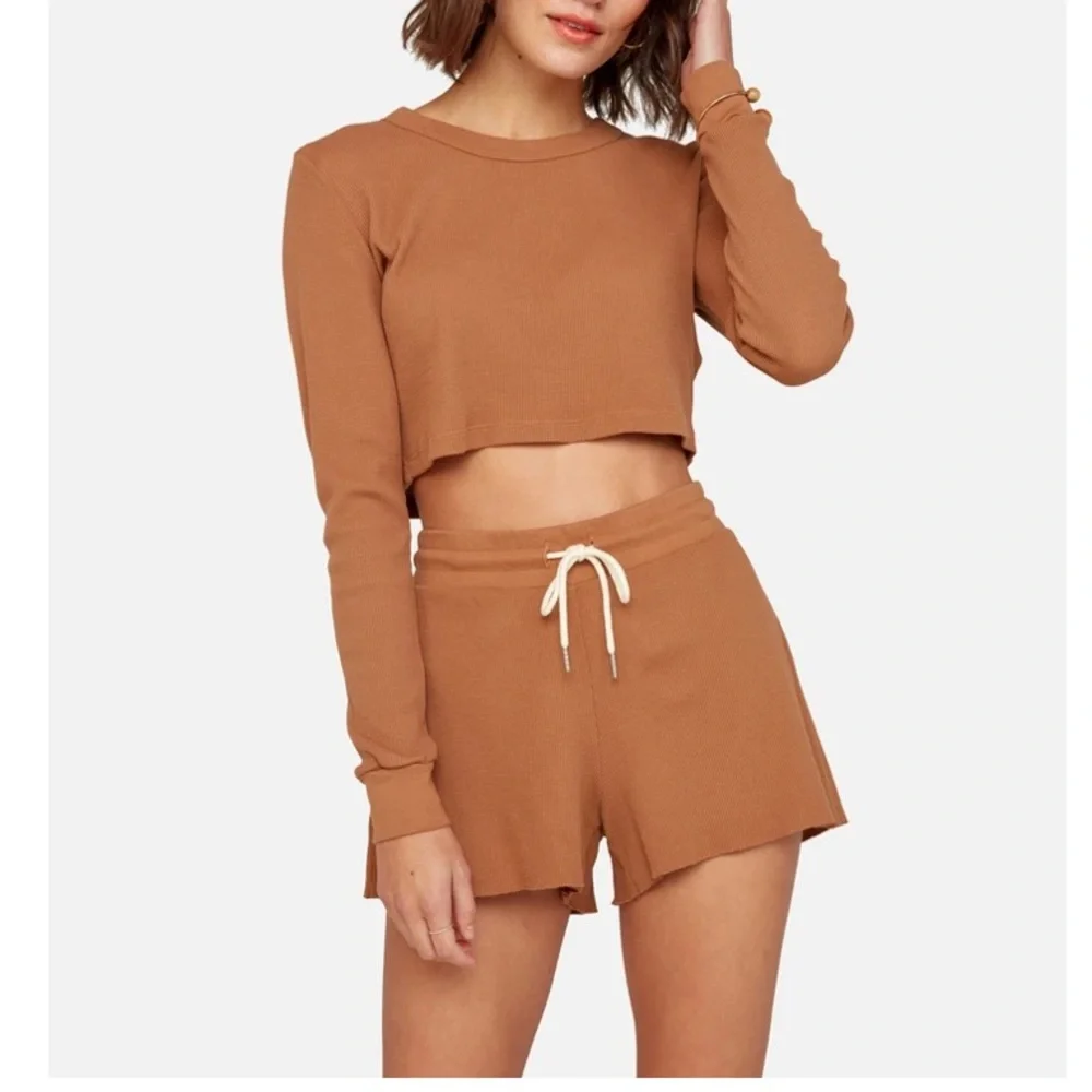 MATE the Label Cream Ribbed Drawstring Shorts - Picture 3 of 13